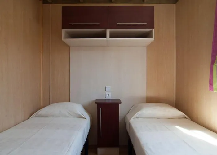 Mobil-home 4 Pers, Terrasse A Fernao Ferro - Api-1-52-1811 Кемпинг